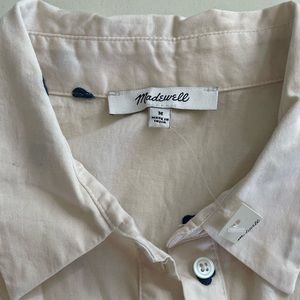 Madewell button up collared shirt. Size medium.